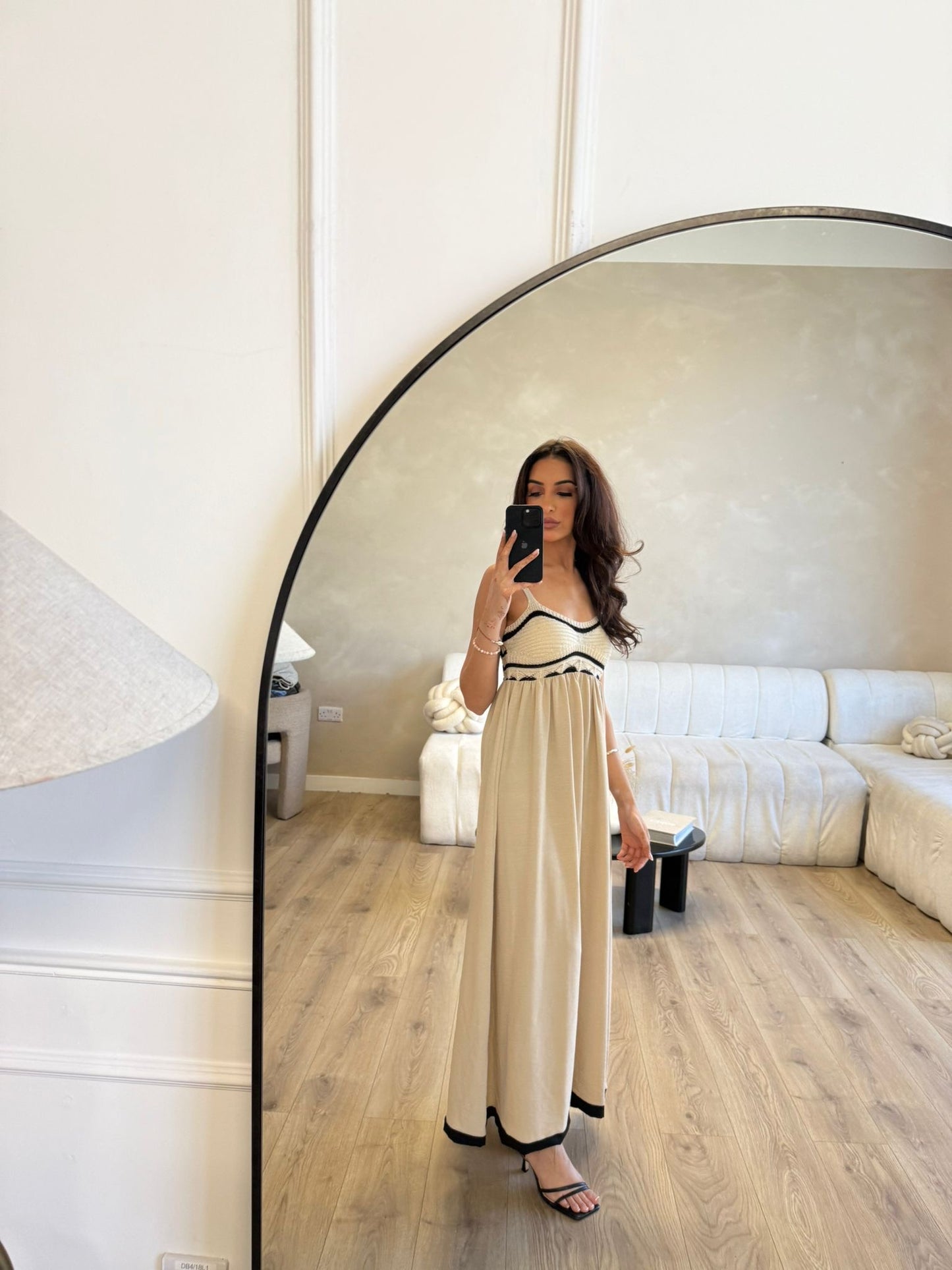 Assi Dress In Beige
