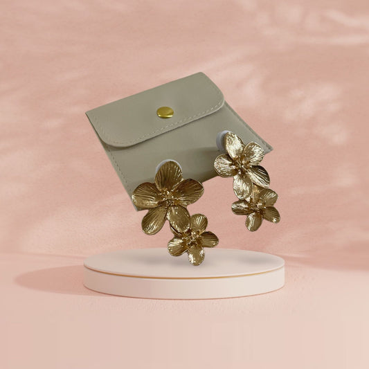 Flower drop earrings